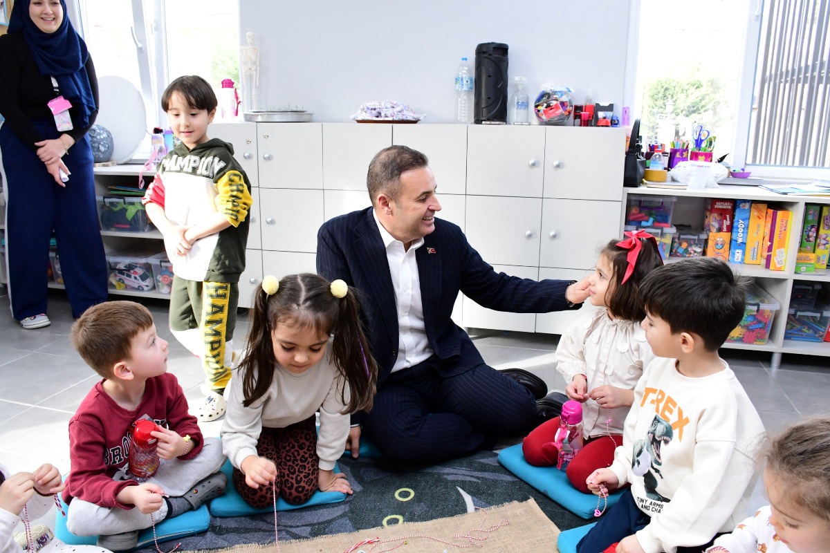 akindan_kuvayimilliye_balcocuk_gunduz_bakimevine_ziyaret_3 Ahmet Akın'dan Balçocuk Ziyareti: Yeni Merkez Müjdesi