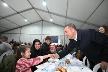 akindan_manyasta_birlik_ve_beraberlik_mesaji_6-360x240 Akın dan Manyas'ta birlik ve beraberlik mesajı