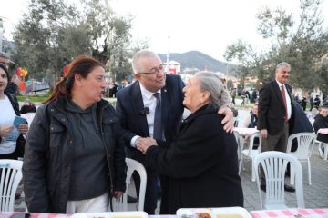 altinoluk_iftar-9-360x240 Edremit Belediyesi iftar sofraları Altınoluk’ta kuruldu