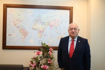 bal-4-360x240 Türk Çam Balı Premium Lige Yükseliyor: 24 Aylık Ar-Ge Hamlesi Başlıyor