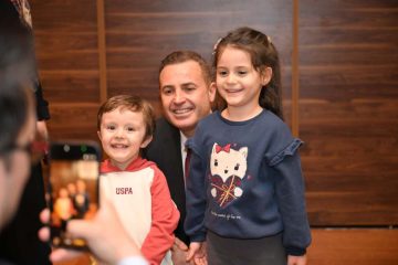 baskan_akin_ankarada_balikesirli_hemsehrileriyle_bulustu_4-360x240 Başkan Akın Ankara'da Hemşehrileriyle Buluştu: Birlik Mesajı