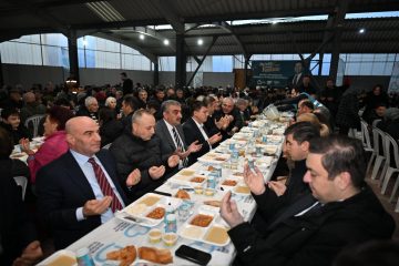 baskan_akin_balyalilar_ile_iftarin_bereketini_paylasti_8-360x240 Başkan Ahmet Akın Balya'da İftar Sofrasında Buluştu