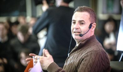 Ahmet Akın Gençlerle Buluştu: “Balıkesir’i Birlikte Geleceğe Taşıyacağız”