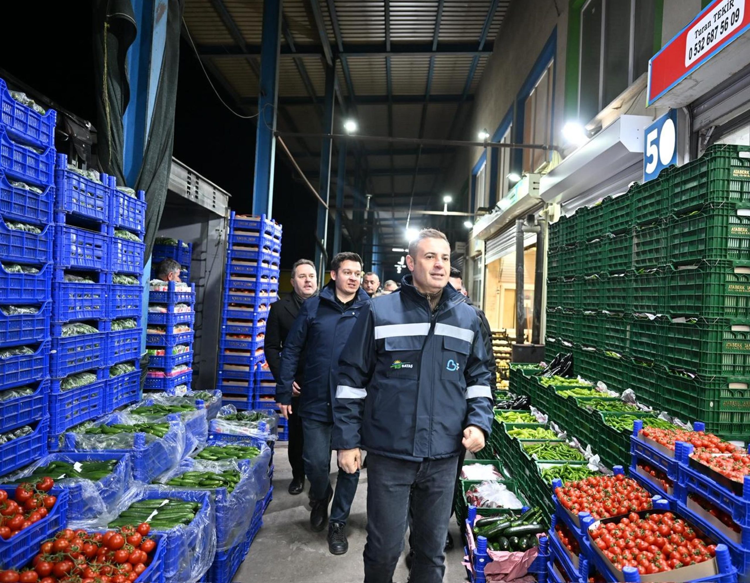baskan_akin_sahurunu_hal_esnafiyla_birlikte_yapti_16