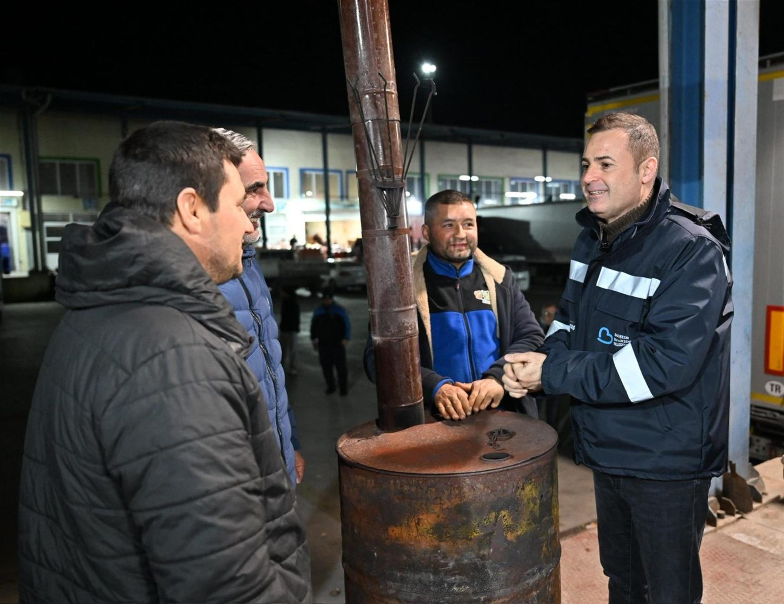 baskan_akin_sahurunu_hal_esnafiyla_birlikte_yapti_6