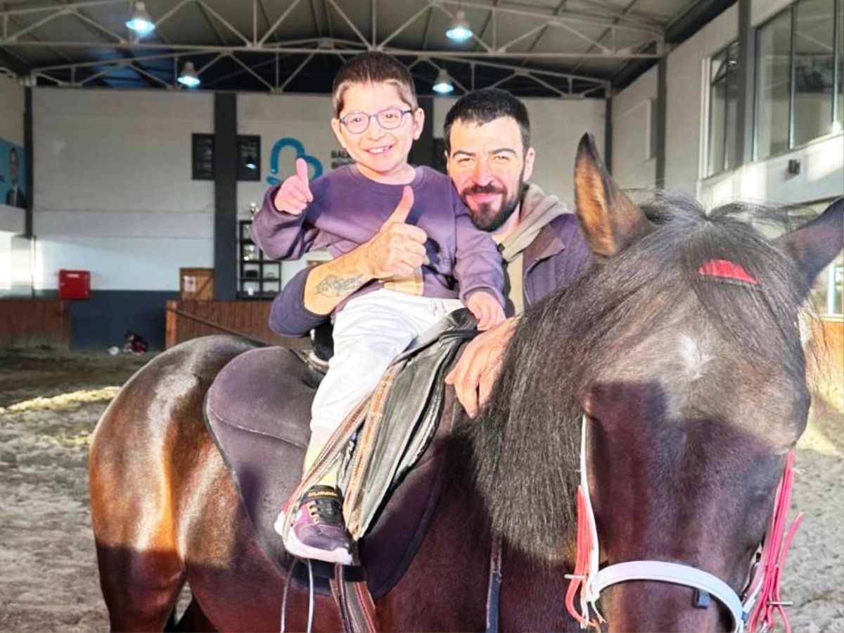 baskan_akinin_ornek_projesiyle_korkular_sevgiye_donustu_3 Başkan Akın’ın Örnek Projesiyle Korkular Sevgiye Dönüştü: Engelsiz Binicilik 🐎