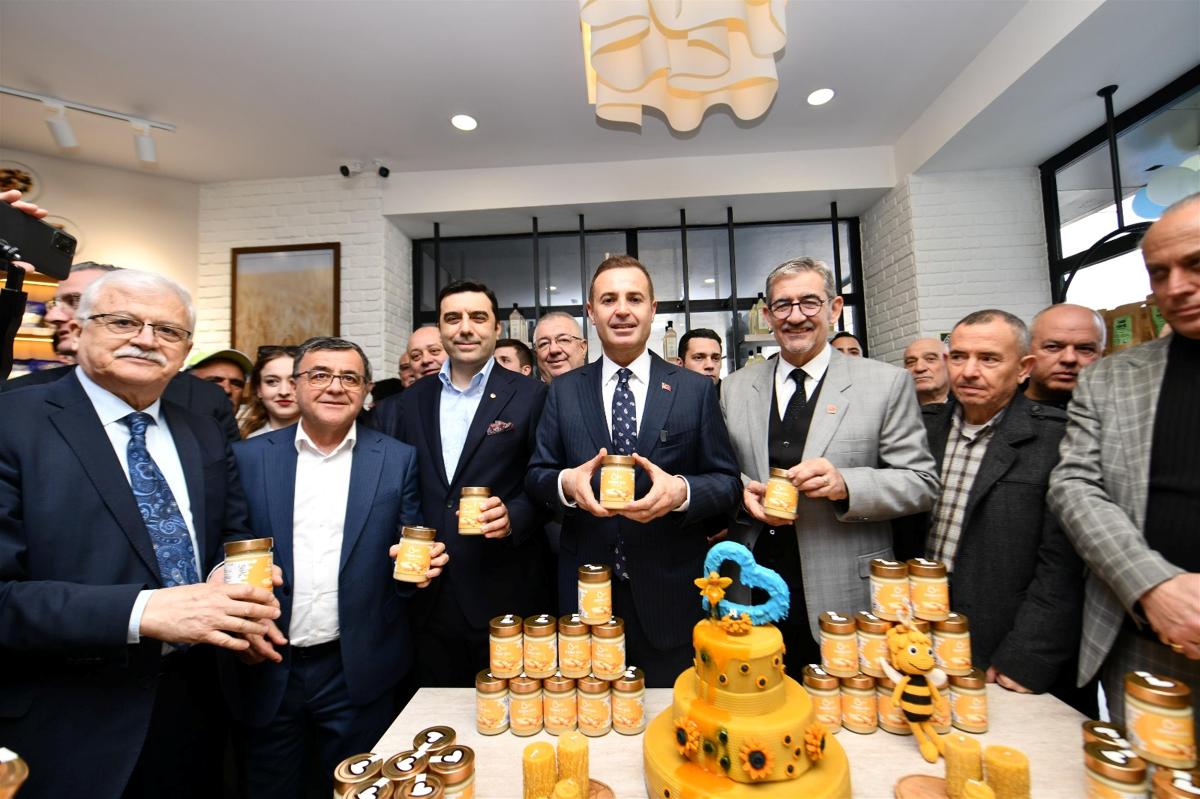 buyuksehir_emege_deger_katti_ondan_yerel_marketi_hizmete_acti_7 Büyükşehir emeğe değer kattı, Ondan Yerel Market’i hizmete açtı