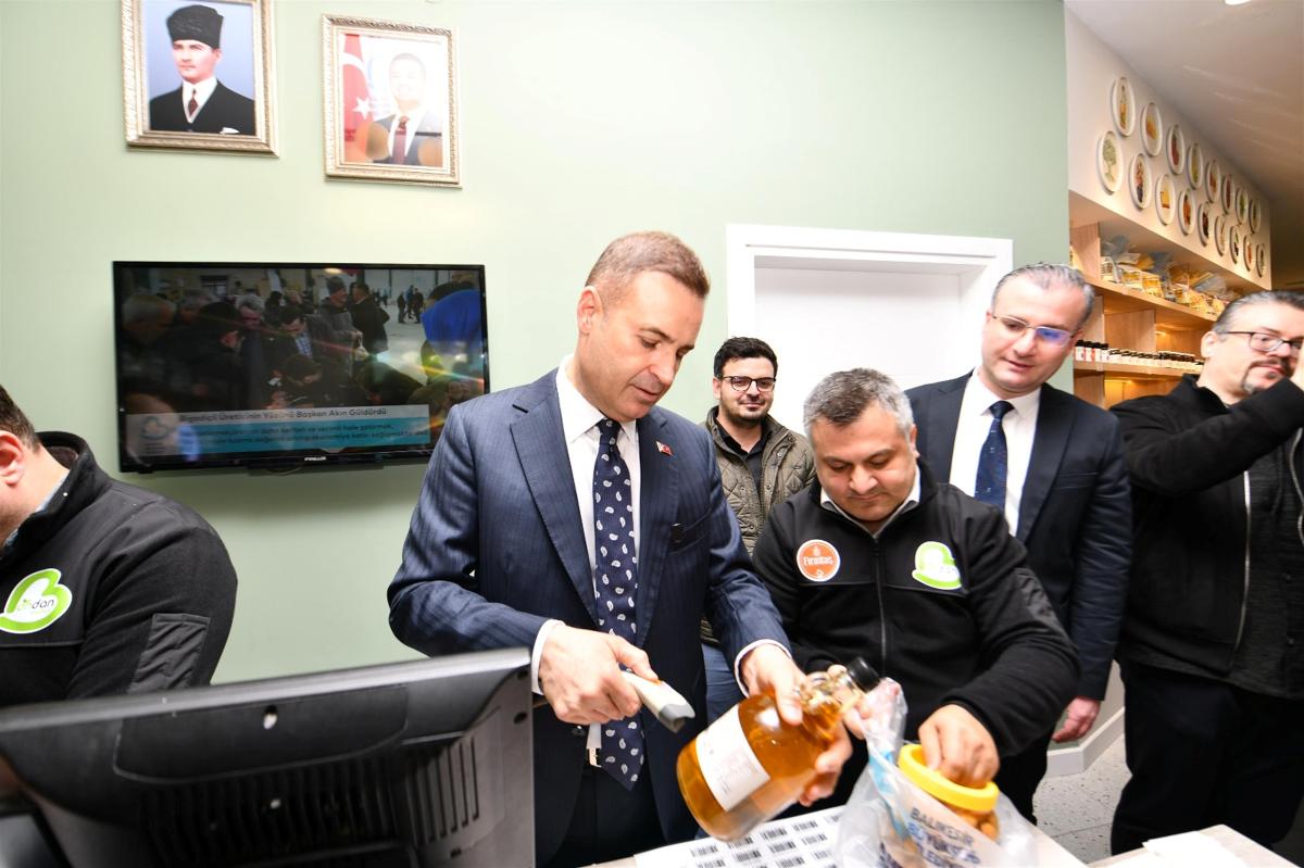 buyuksehir_emege_deger_katti_ondan_yerel_marketi_hizmete_acti_9 Büyükşehir emeğe değer kattı, Ondan Yerel Market’i hizmete açtı