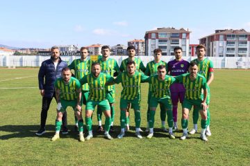 edremitspor-2-360x240 1966 Edremitspor Aydınspor’u 3 Golle Geçerek İddiasını Sürdürdü