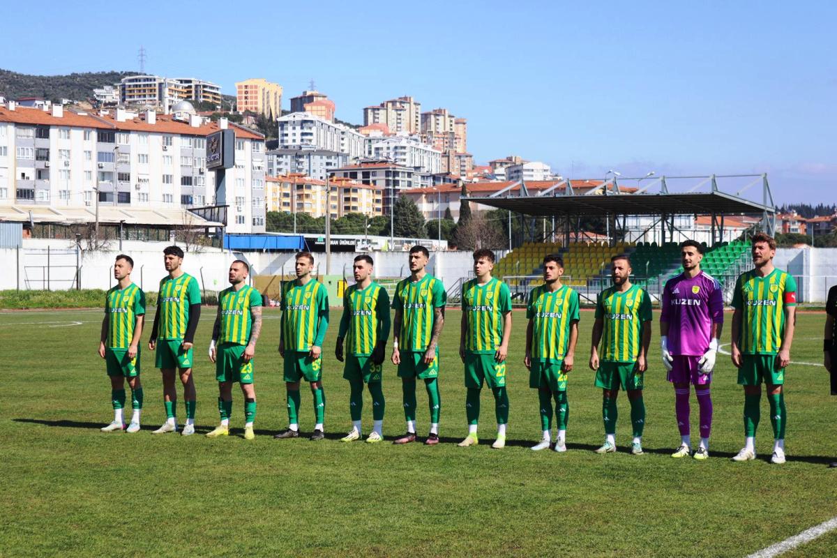 edremitspor-3 1966 Edremitspor Aydınspor’u 3 Golle Geçerek İddiasını Sürdürdü