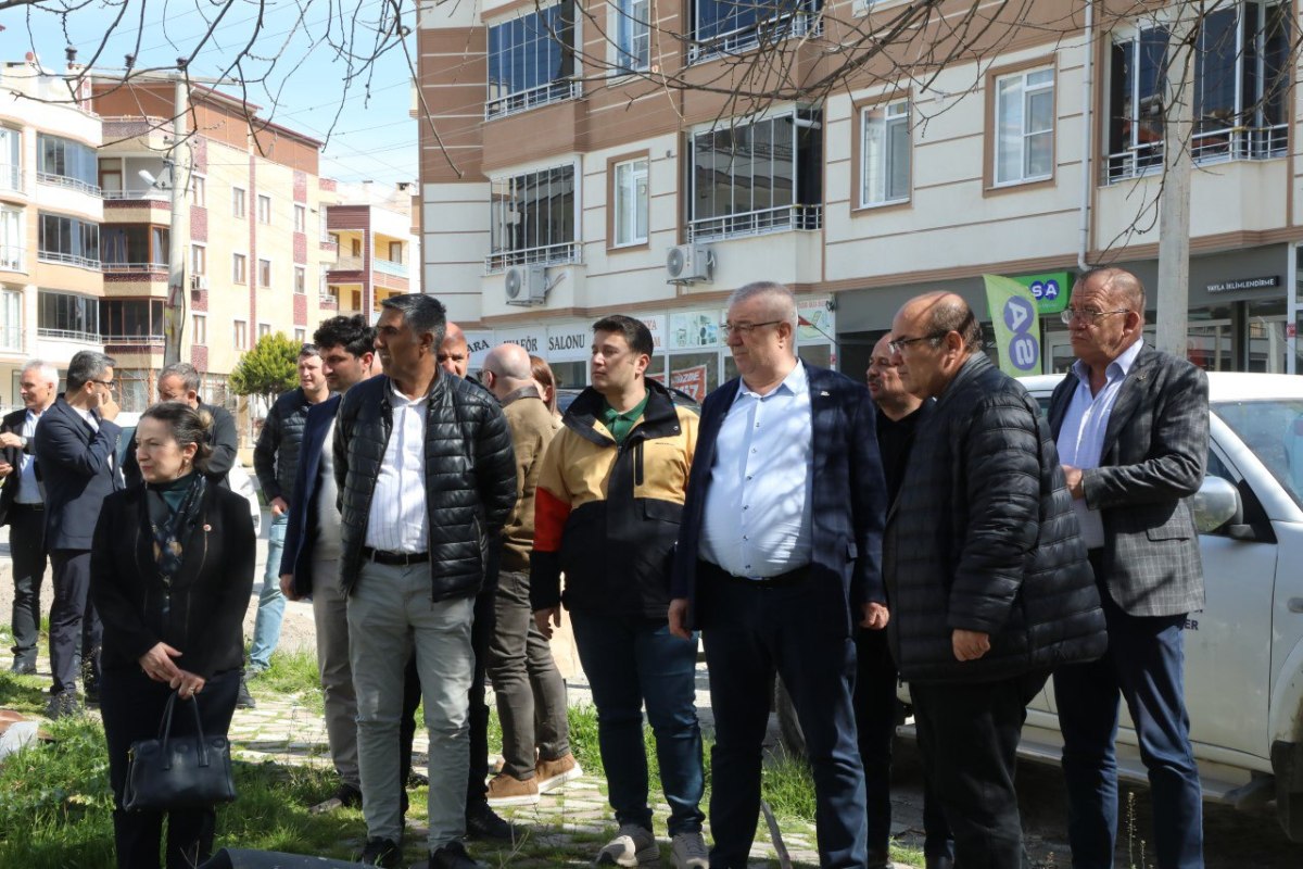 photo_2026-03-12_09-52-11 Başkan Ertaş'tan Edremit’te Dev Hamle! Narlı’dan Bostancı’ya