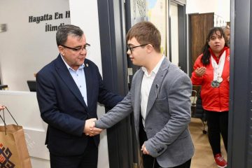 1-2-1-360x240 Başkan Hakan Şehirli: Özel Bireylerin Her An Yanındayız