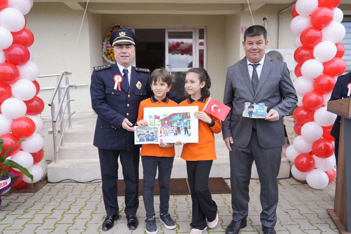 14-1 Burhaniye’de Polis Haftası: 181. yıl coşkusu