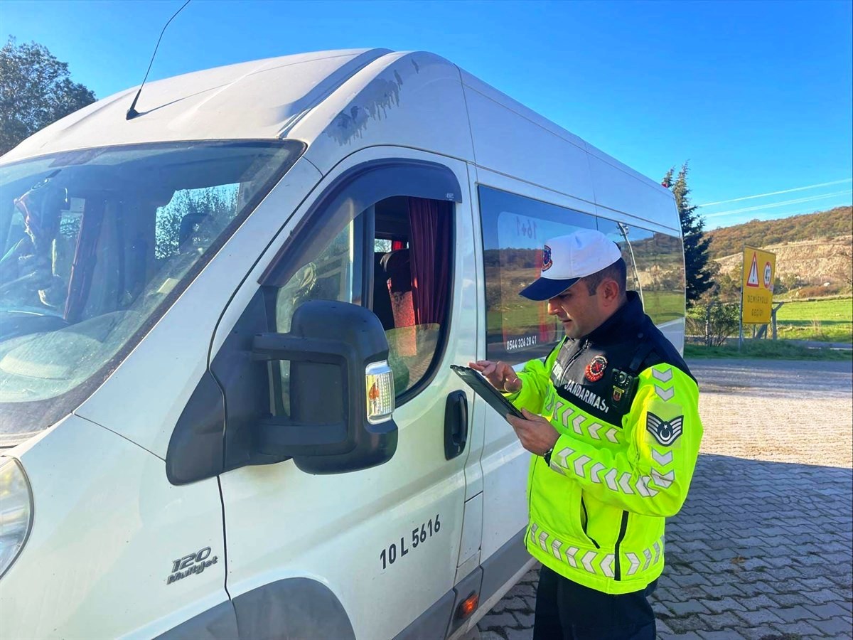 3-1 Balıkesir’de Okul Çevresi Denetimi: 2.067 Kişi Kontrol