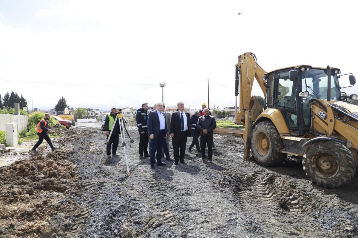 3 Burhaniye altyapı çalışmaları hız kesmeden sürüyor