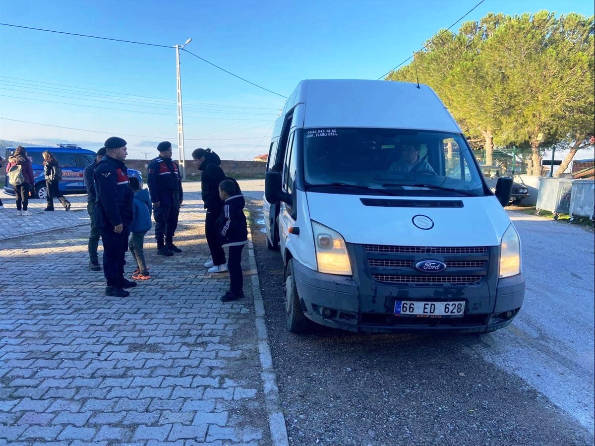 4-1 Balıkesir’de Okul Çevresi Denetimi: 2.067 Kişi Kontrol