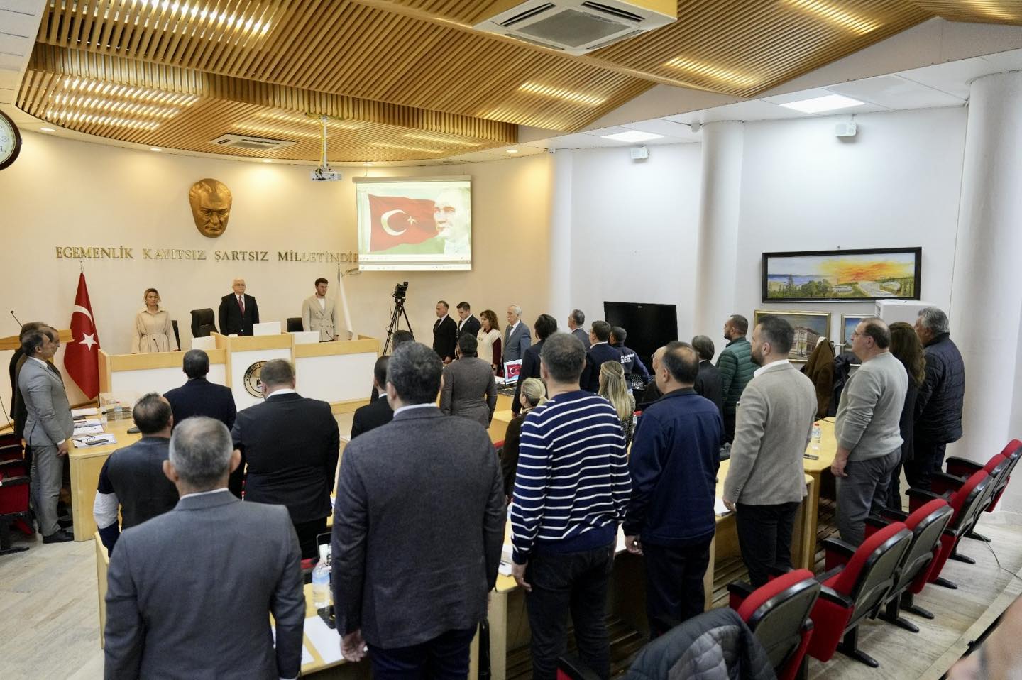 4-1 Burhaniye Belediye Meclisi 2025 raporunu kabul etti