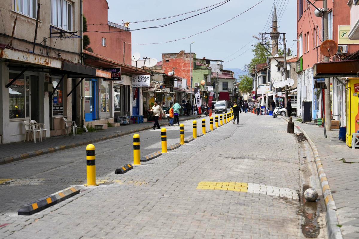 6-6 Burhaniye’de Trafiği Rahatlatan Duba Hamlesi : İşte Detaylar