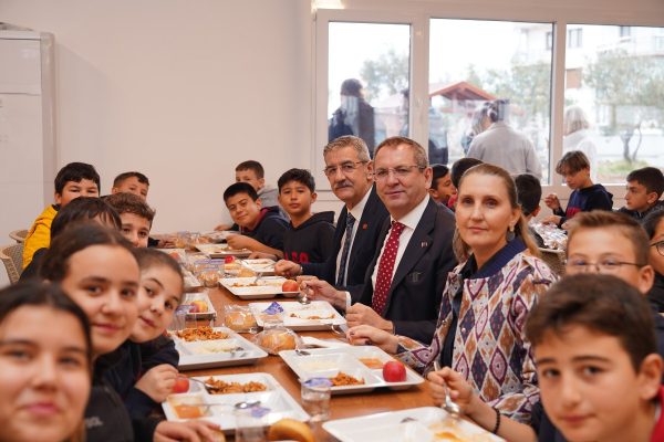 Ayvalık Öğrenci Kent Lokantası (5)