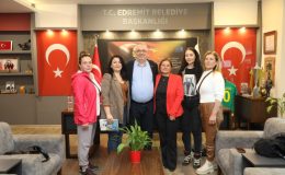 Mehmet Ertaş Hayvanseverlerle Kritik Toplantı Yaptı