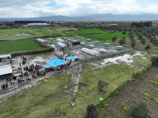 DOGAL-YASAM-ALANI-BINLERIN-KATILIMIYLA-ACILDI-2-320x240 Edremit'te 1500 Köpeklik Doğal Yaşam Alanı Açıldı!