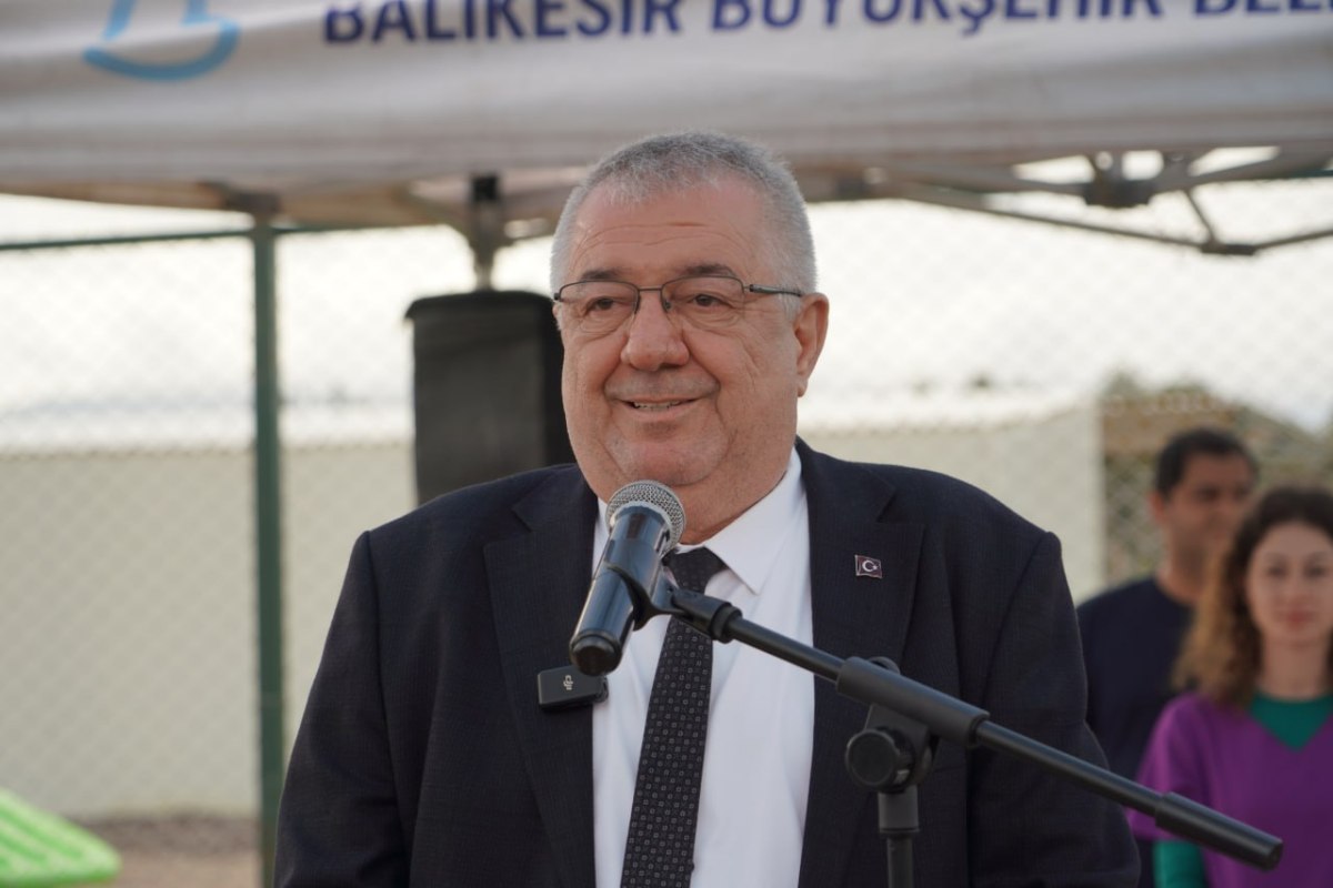 DOGAL-YASAM-ALANI-BINLERIN-KATILIMIYLA-ACILDI-5 Edremit'te 1500 Köpeklik Doğal Yaşam Alanı Açıldı!