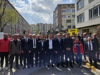 Mehmet-Aydemir-Roman-Havasiyla-Costu-7-320x240 Mehmet Aydemir Roman Havası Oynadı! Coşku Zirvede