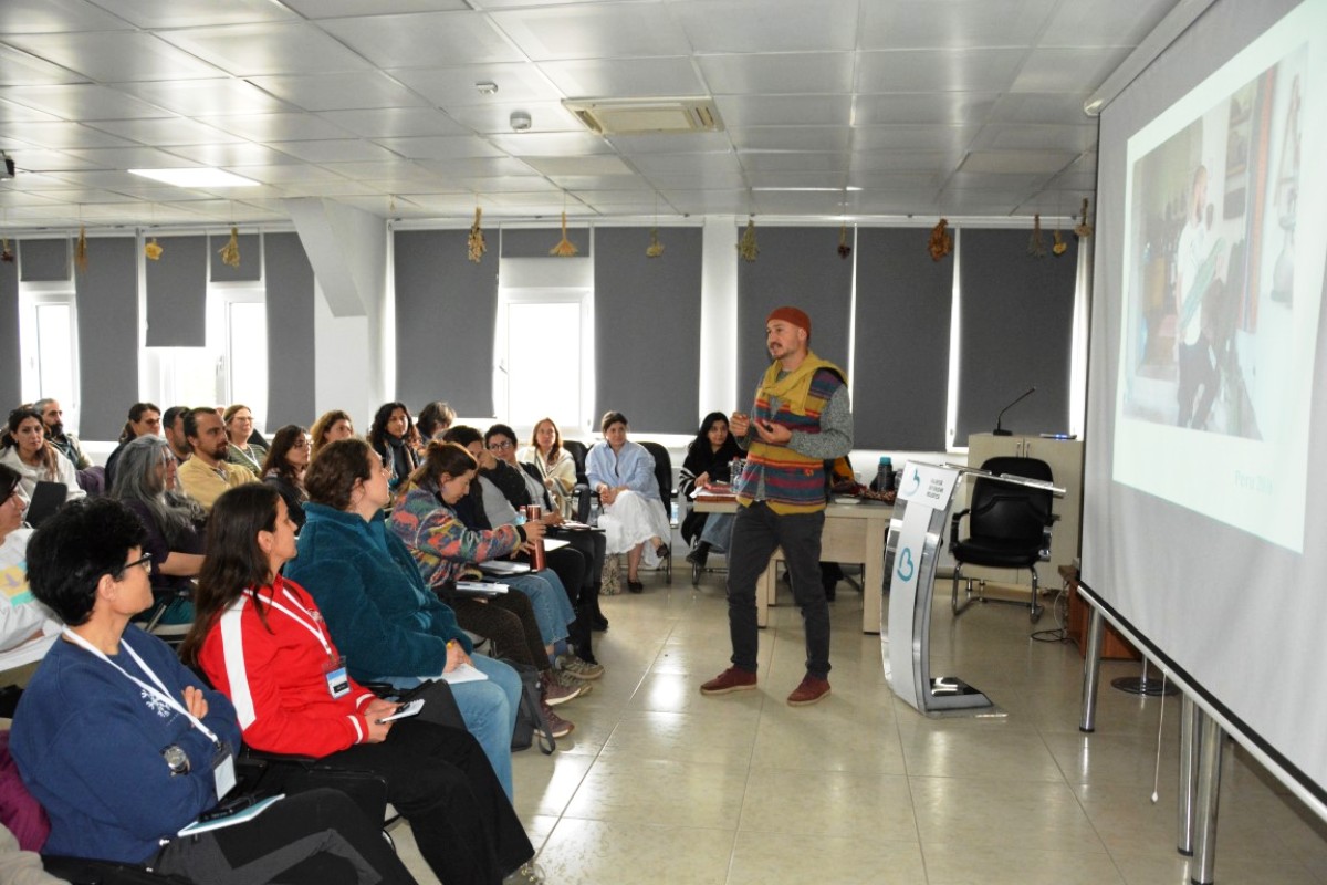 balikesir_buyuksehir_belediyesi_kursiyerlerini_donanimli_bir_egitimden_geciriyor_23_medium Tıbbi Aromatik Bitkiler Kursu 80 Kişiyle Tamamlandı