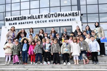 buyuksehirin_kutuphane_haftasi_etkinliklerine_yogun_ilgi_9-360x240 Kütüphane Haftası etkinliklerine Balıkesir’de yoğun ilgi