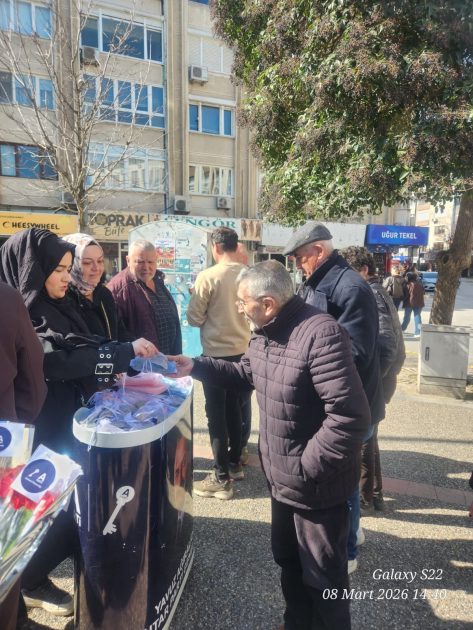 anahtar_parti_8mart-16-473x630